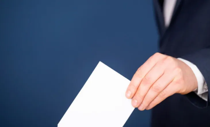 Nis heshtja zgjedhore në Serbi, më 25 tetor votohet për parlamentin e ri
