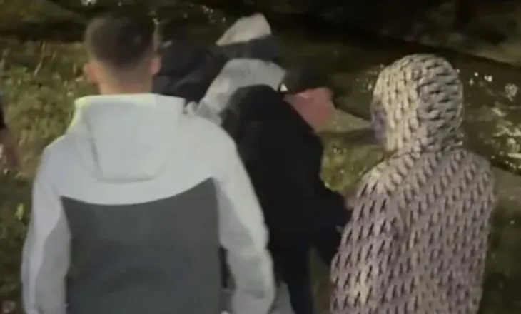 Një incident i pazakontë ka ndodhur gjatë protestës së studentëve