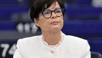 NJE KAFSHATE KAROTE/ INTEGRIM PERPARA ANETARESIMIT, 15 VITE NEN KONTROLL DHE MASA