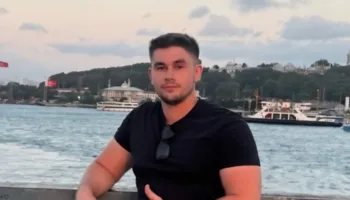Një muaj i zhdukur pas sulmit ndaj anijes në Detin e Zi, familja e Erkan Nikës apel shtetit shqiptar: Mund të jetë…
