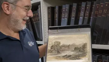 Një pikturë e shekullit XIX zbulohet rastësisht pas një harte gjeologjike