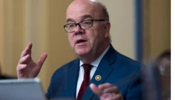 Njerzit dalin te protestojne kur qeveria nuk i ploteson nevojat/ Kongresmeni demokrat amerikan: Të dëgjohet zëri i qytetarëve e te ndalet dhuna