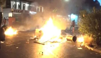 NOSTALGJI PER RININE E DIKURSHME, DEPUTETET E PD QE U FUTEN NE AUDITORIN E PROTESTES
