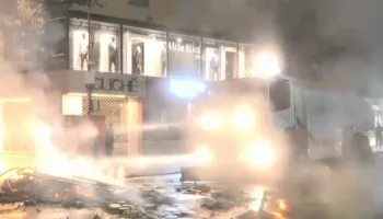“Nuk kishte studentë”- Eksperti i sigurisë: Nuk kishte asnjë element demokratik në protestën e sotme! E pamë më 1997…