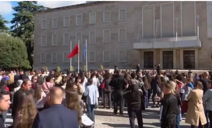 Nuk ndalet revolta kundër Ramës/ Mbahet sot protesta e 15-të studentore