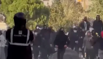 “O Saaaaali nuk gjunjëzohet Shqipëria!’, Balla nxjerr videon nga protesta e dhunshme