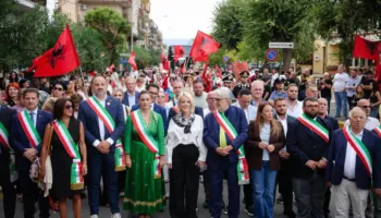 Parada Arbëreshe në Spezzano Albanese, tradita shqiptare në rrugët e qytetit