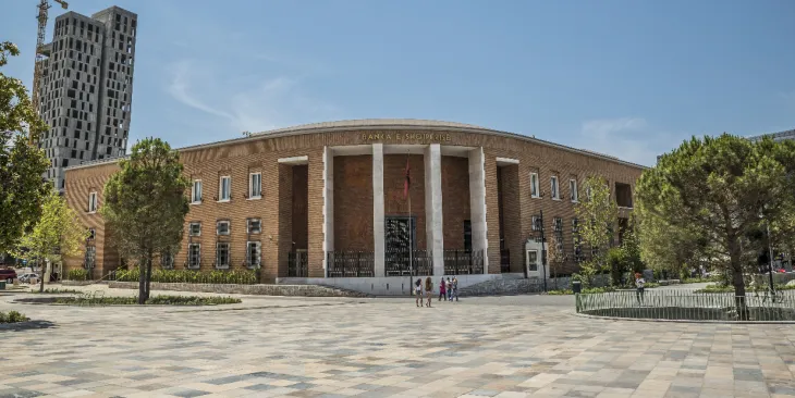 Parashikimi i Bankës Botërore për Shqipërinë: Rritja ekonomike do të ngadalësohet