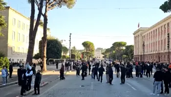 Pas 7 ditësh luftë, situatë e qetë dhe e paqtë te Kryeministria