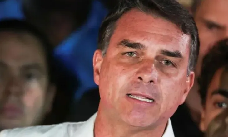 Pas humbjes në zgjedhjet presidenciale në Brazil, Flavio Bolsonaro mbërrin në SHBA mes hetimeve për pastrim parash