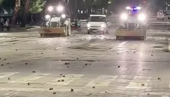 Pas protestës studentore, Tirana nis pastrimin e qytetit, Balla ndan pamje nga terreni