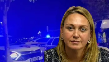 Pas SKANDALIT në Postën e Durrësit, telashe të reja për ish-drejtoreshën, djali i saj dhunon efektivin e policisë