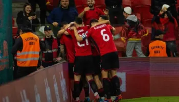 Pas tre fitoreve në Ligën e Kombeve, Shqipëria ngjitet një vend në renditjen e FIFA-s! Edhe Kosova thyen rekordin e vetes