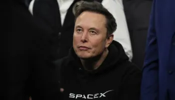 Pas Trump, edhe Musk i bën thirrje Zelensky-t të largohet nga pushteti në Ukrainë