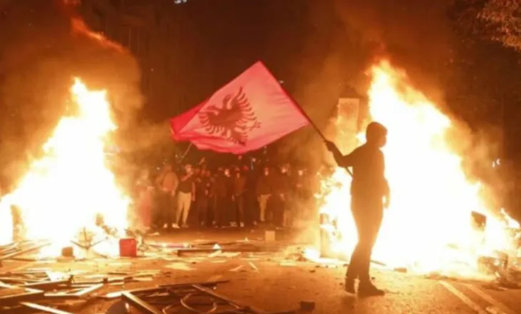PD publikon spotin e protestës kombëtare të së shtunës
