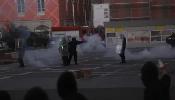 Pedagogët dalin sot në protestë, marshim solidariteti me studentët në orën 10:00, kundër dhunës policore ndaj të rinjve