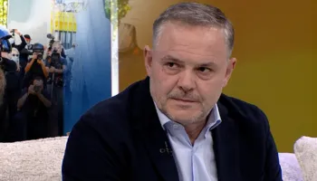 Pedagogu Jakaj: Studentët na mësuan të kërkojmë të drejtat tona