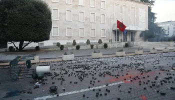 Peleshi: Subjektet politike të distancohen nga nxitja e dhunës