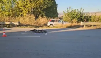 Përplasja fatale në Korçë/ Humb jetën 60-vjeçari, plagoset efektivi i policisë