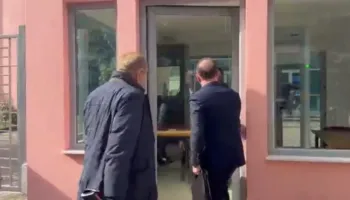 Përplasjet për aeroportin e Vlorës, biznesmeni Behgjet Pacolli paraqitet në SPAK