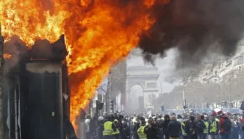 Përshkallëzohen më shumë protestat për arsimin në Francë, sindikatat bashkohen kundër Qeverisë!