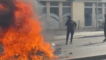 Përshkallëzohen protestat në Francë/Dhjetëra të plagosur, mbi 2 mijë të arrestuar, mbyllen qindra shkolla