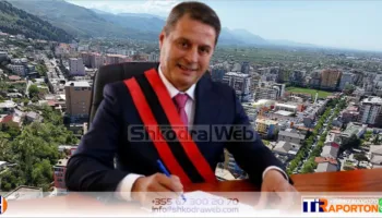 Pjerin Ndreu, kryebashkiaku i parë që zyrtarizon rikandidimin për një mandat të tretë në Lezhë…