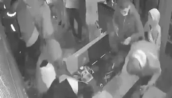 PLAÇKITJET/ VIDEO KU TE RINJTE THYEJNE HYRJEN E BIZNESIT DHE GRABISIN GJITHÇKA