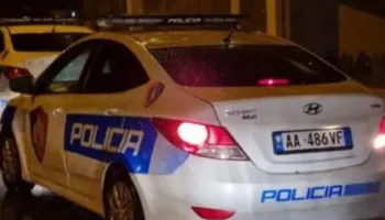 Plagoset 22-vjeçari me armë gjatë natës në Tiranë…për një borxh? Shpallet në kërkim autori (EMRAT)