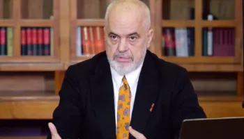 Plagosja e të riut në sy/ Rama: U kujdesa personalisht të shkojë në spitalin më të mirë në Itali