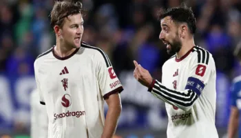 Plas polemika/ Bruno Fernandes vë në pikëpyetje taktikën e Carrick pas katastrofës në Champions League