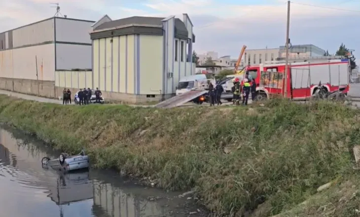 Po e ndiqte policia, shoferi bie në kanal pranë urës së Dajlanit