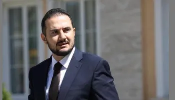 Po i japin fund paktit Rama–Berisha të vitit 2008″/ Salianji: Të gjithë në shesh për të ardhmen e të rinjve tanë dhe kundër sistemit politik antishqiptar