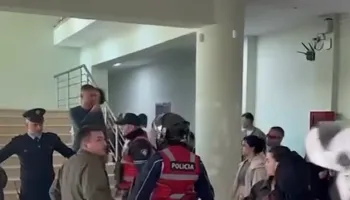 “Po pengohej zhvillimii procesit mësimor”, Policia ndërhyn në Universitetin e Vlorës, shoqërohen 6 persona