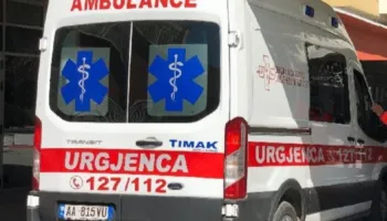 Po pinte kafe në lokalin e tij, dhunohet me levë pas shpine ish-kreu i zjarrfikëses Mallakastër: S’kam konflikte