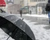 Po vjen dimri, meteorologia paralajmëron disa ditë me reshje shiu dhe bore në vend: Do ketë mot të paqëndryeshëm nga sot!