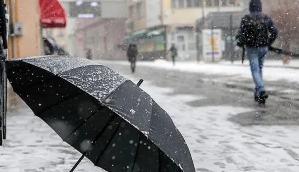 Po vjen dimri, meteorologia paralajmëron disa ditë me reshje shiu dhe bore në vend: Do ketë mot të paqëndryeshëm nga sot!