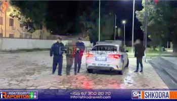 Policia e Shkodrës arreston 3 persona, mes tyre një 15- vjeçar që kreu akte të dhunshme para bashkisë