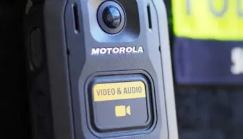 Policia nën vëzhgim 24/7, mbërrijnë 5 mijë kamera trupi për efektivët