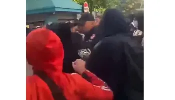 Policia nis dhunën ndaj gjimnazistëve të Petronini Luarasit