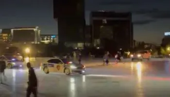 Policia zbarkon me furgona në sheshin “Skënderbej”, shoqërime me forcë të qytetarëve