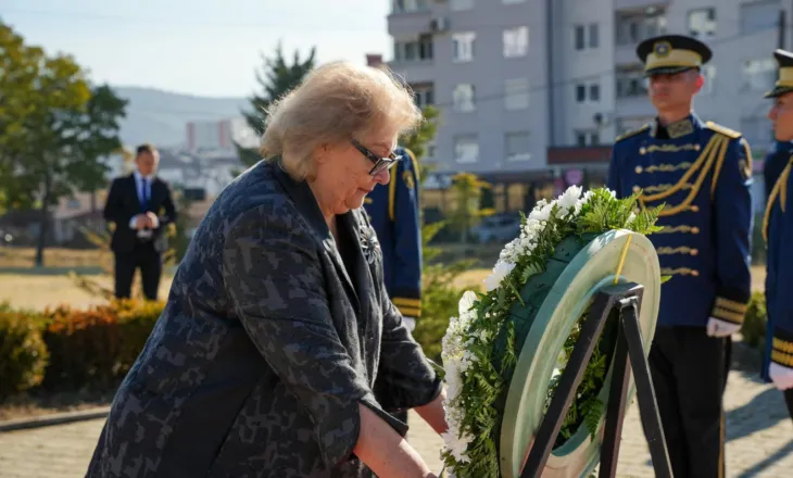 Presidentja Shiroka Pula nderon Jasharin, Rugovën dhe Demaçin