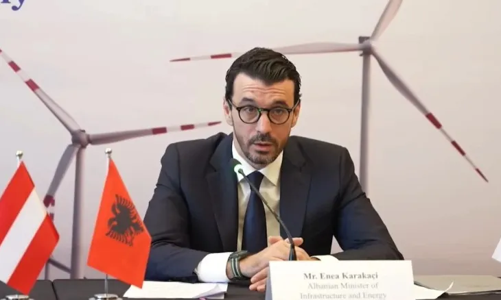 “Projekti është gati për ndërtim”- Nënshkruhet marrëveshja për Parkun Eolik të Spillesë, Karakaçi: Operimi nis më 2028!