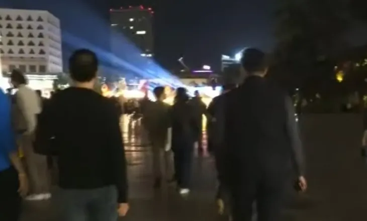 Protesta e 133-të kundër qeverisë/ Qytetarët paralajmërojnë vijimin e revoltës: Nesër më shumë