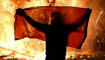 Protesta e studentëve, BBC: Revoltë e një shkalle tjetër…më e dhunshme! Si po e menaxhon qeveria trazirën?