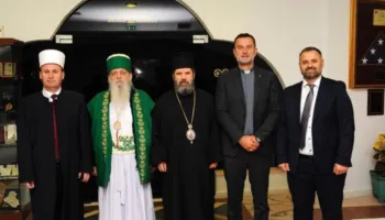 Protesta e studentëve/ Këshilli Ndërfetar i Shqipërisë apel për paqe: E ardhmja nuk ndërtohet mbi frikën e shkatërrimin