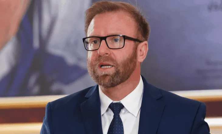 “Protesta instrument demokratik, por jo dhuna”- Ish-zv/kryeministri i Kosovës: Shqipëria të mos kthehet në ‘poligon’ të ambicieve të huaja, nëse cenohet…