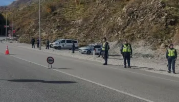 Protesta kombëtare/ Policia “blindon” rrugën e Arbrit, kontrolle të shtuara edhe në Qafë-Thanë