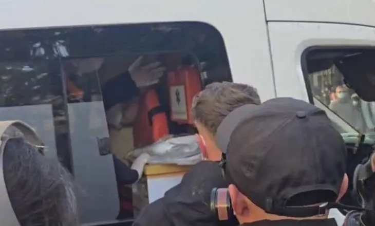Protesta në Tiranë, Malaj reagon pas bllokimit të autoambulancës: Çdo vonesë mund të kushtojë jetë