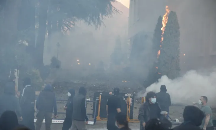 Protesta, nisin kërcënimet anonime në telefon ndaj studentëve. Kush i ekspozoi numrat?